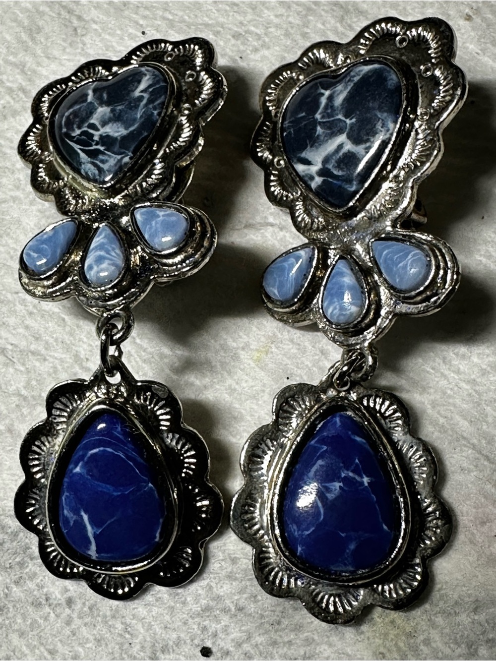 Vintage Broken-Madrid BlueLapis Silver Teardrop Earrings-Alter but wearable